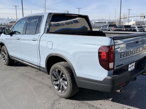 Certified 2024 Honda Ridgeline Sport image 9