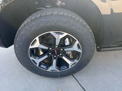 New 2026 GMC Yukon AT4 Ultimate image 11