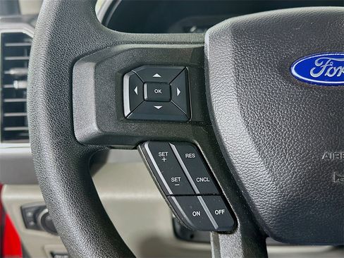 Used 2019 Ford F150 XLT image 25