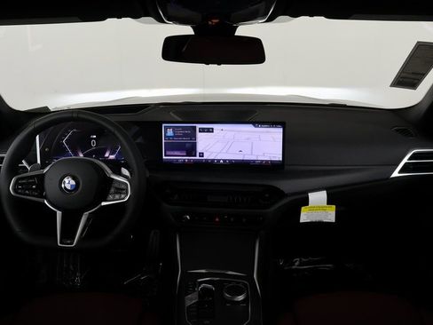 New 2026 BMW 330i Sedan w/ M Sport Package image 4