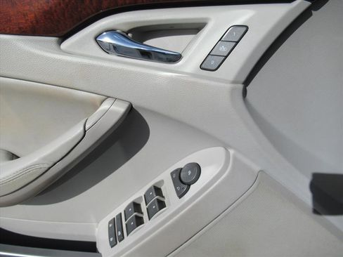 Used 2012 Cadillac CTS Luxury image 19