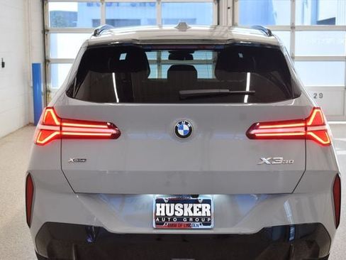 Used 2025 BMW X3 xDrive30i AWD/4WD image 11