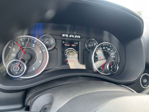 Used 2024 RAM 3500 Big Horn AWD/4WD image 24