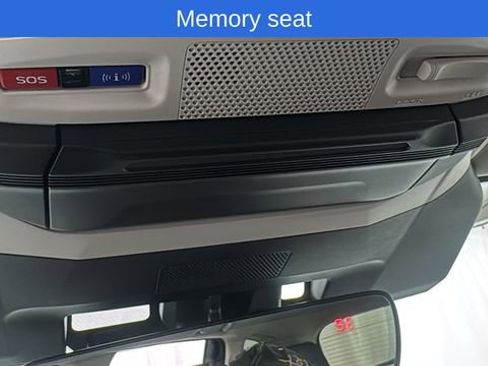 New 2026 Subaru Ascent Limited image 31