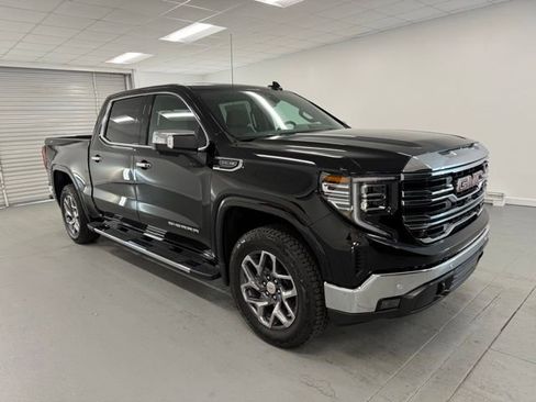 New 2026 GMC Sierra 1500 SLT w/ SLT Premium Plus Package image 3
