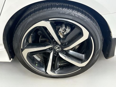 Used 2022 Honda Accord Sport image 11