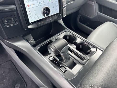 New 2025 Ford F150 Lightning Flash image 31