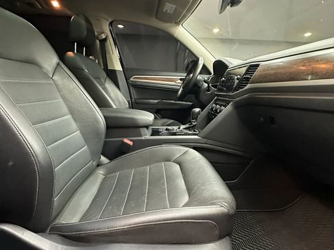 Used 2019 Volkswagen Atlas SEL Premium image 35