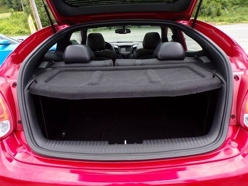 Used 2016 Hyundai Veloster Turbo w/ Option Group 04 FWD image 40