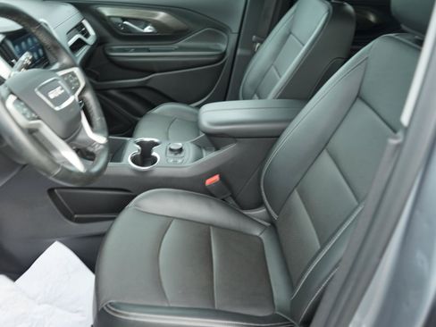 Used 2023 GMC Terrain SLT w/ Elevation Edition FWD image 9