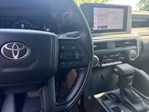 Used 2026 Toyota Tacoma SR5 AWD/4WD image 20