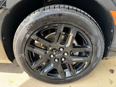 Used 2019 Chevrolet Blazer Premier w/ Driver Confidence II Package FWD image 8