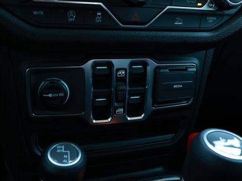 New 2026 Jeep Wrangler Sport S AWD/4WD image 19