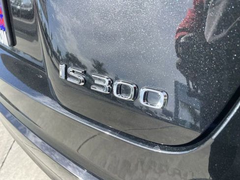 Used 2025 Lexus IS 300 F Sport RWD image 31