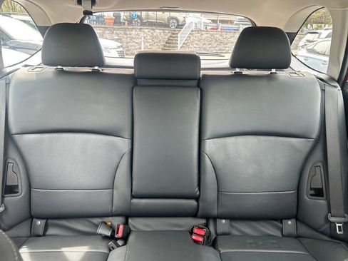 Used 2019 Subaru Outback 2.5i Limited AWD/4WD image 32