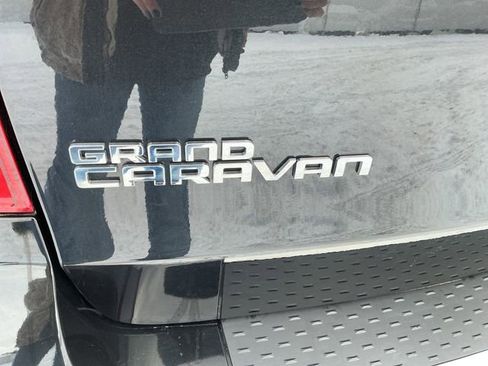 Used 2017 Dodge Grand Caravan SE w/ Power Window Group image 20