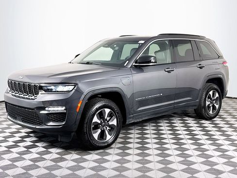 Used 2024 Jeep Grand Cherokee Limited 4xe image 4