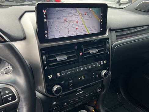 Used 2022 Lexus GX 460 Luxury w/ Sport Design Package image 21