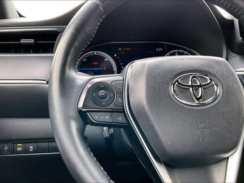 Used 2021 Toyota Venza XLE w/ Softex Package AWD/4WD image 11