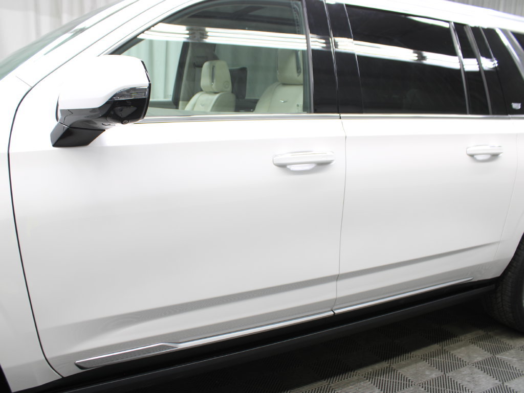 Used 2021 Cadillac Escalade ESV Premium Luxury Platinum AWD/4WD image 60