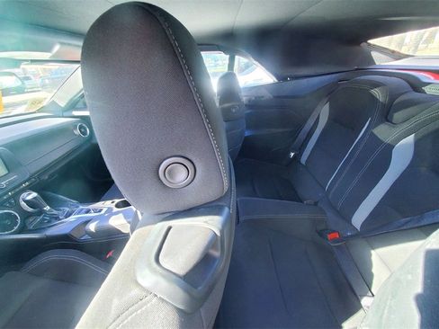 Used 2023 Chevrolet Camaro LT image 10