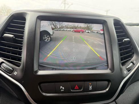 Used 2021 Jeep Cherokee Latitude Lux 80th Anniv w/ Quick Order Package 26U 80TH AWD/4WD image 22