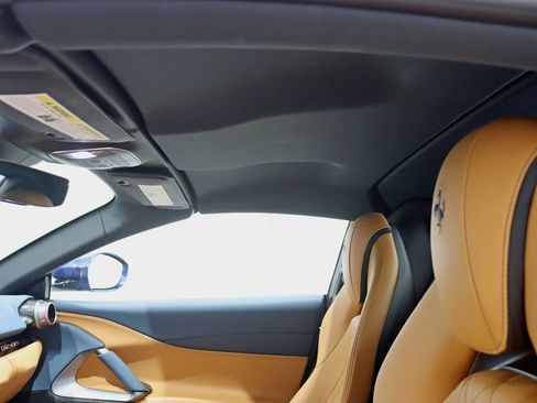 Used 2021 Ferrari 812 GTS RWD image 42