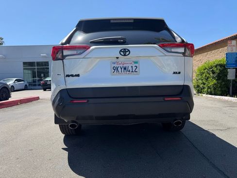 Used 2024 Toyota RAV4 XLE Premium image 14