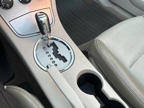 Used 2010 Chrysler Sebring Touring w/ Special Touring Group image 14