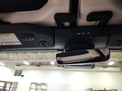 Used 2022 Jeep Gladiator Rubicon w/ LED Lighting Group image 18