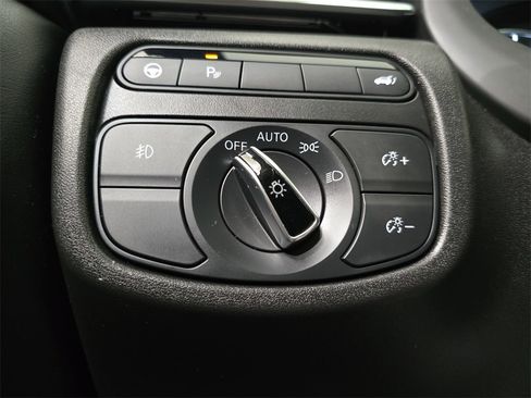 Used 2023 INFINITI QX55 Luxe w/ Cargo Package image 28