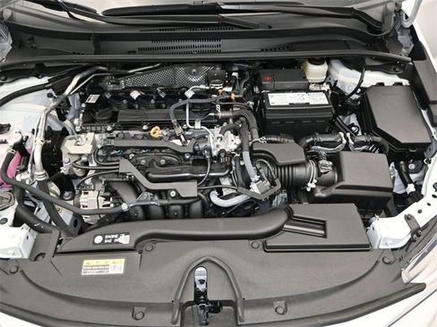 Used 2024 Toyota Corolla SE image 18