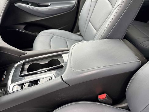 Certified 2023 Buick Enclave Essence w/ Experience Buick Package FWD image 22