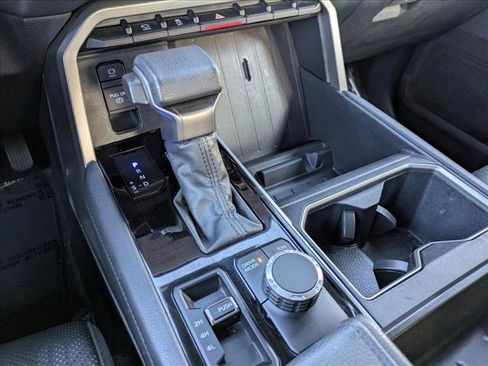 Used 2024 Toyota Tundra Limited image 12