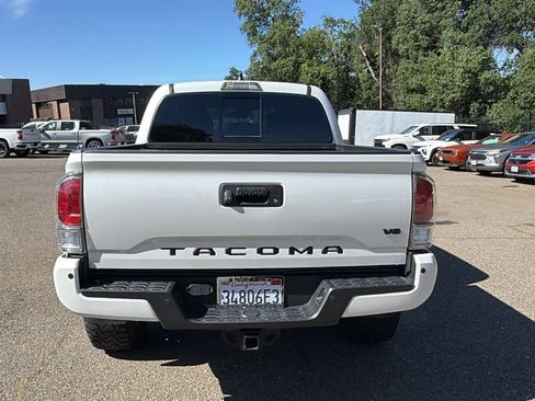 Used 2021 Toyota Tacoma TRD Sport w/ TRD Premium Sport Package image 6