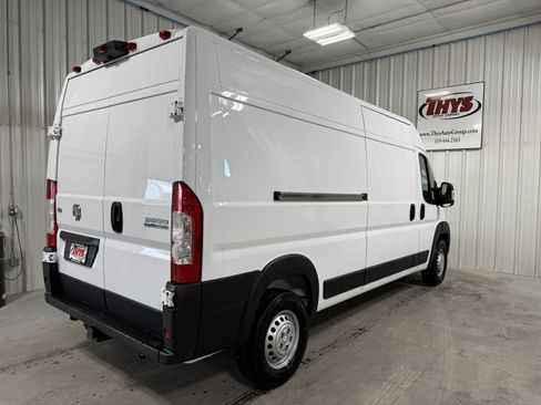 New 2026 RAM ProMaster 3500 w/ Convenience Group image 3