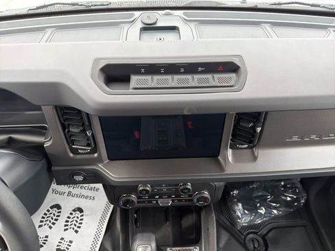 New 2026 Ford Bronco Big Bend w/ Black Diamond Package AWD/4WD image 17