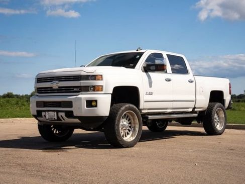 Used 2021 Chevrolet Silverado 3500 W/T w/ WT Convenience Package AWD/4WD image 3