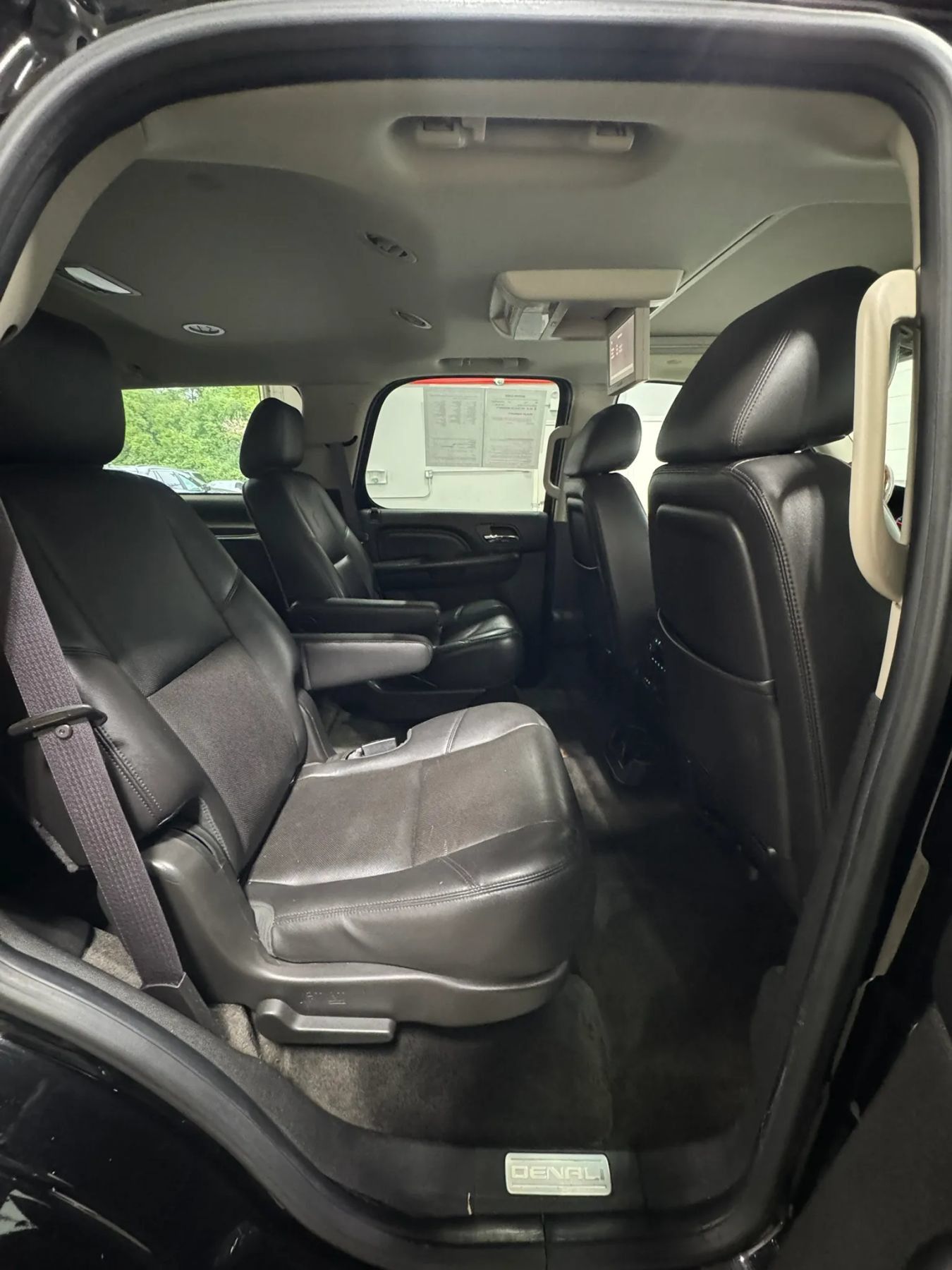 Used 2013 GMC Yukon Denali AWD/4WD image 38