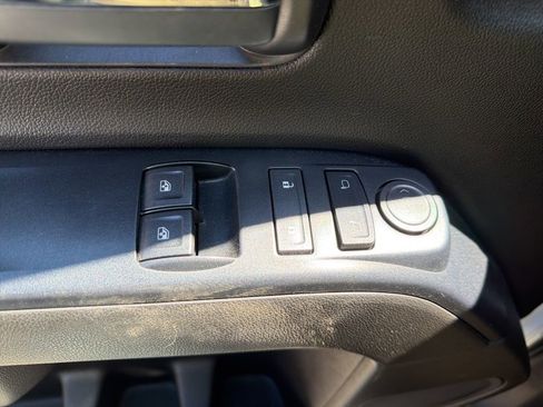Used 2017 GMC Sierra 1500 2WD Regular Cab image 30