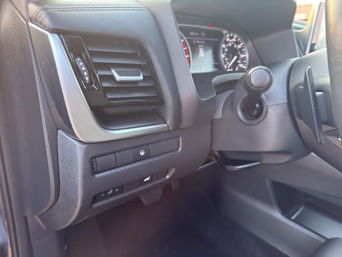 Certified 2021 Nissan Rogue SV w/ Premium Package AWD/4WD image 14