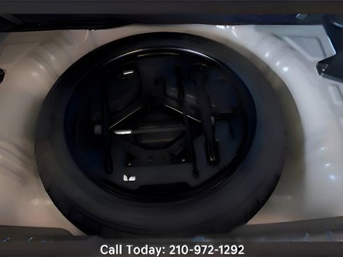 Certified 2024 Kia Soul LX w/ Option Group 015 image 11