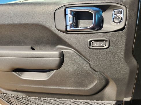 New 2026 Jeep Wrangler Sport S image 19