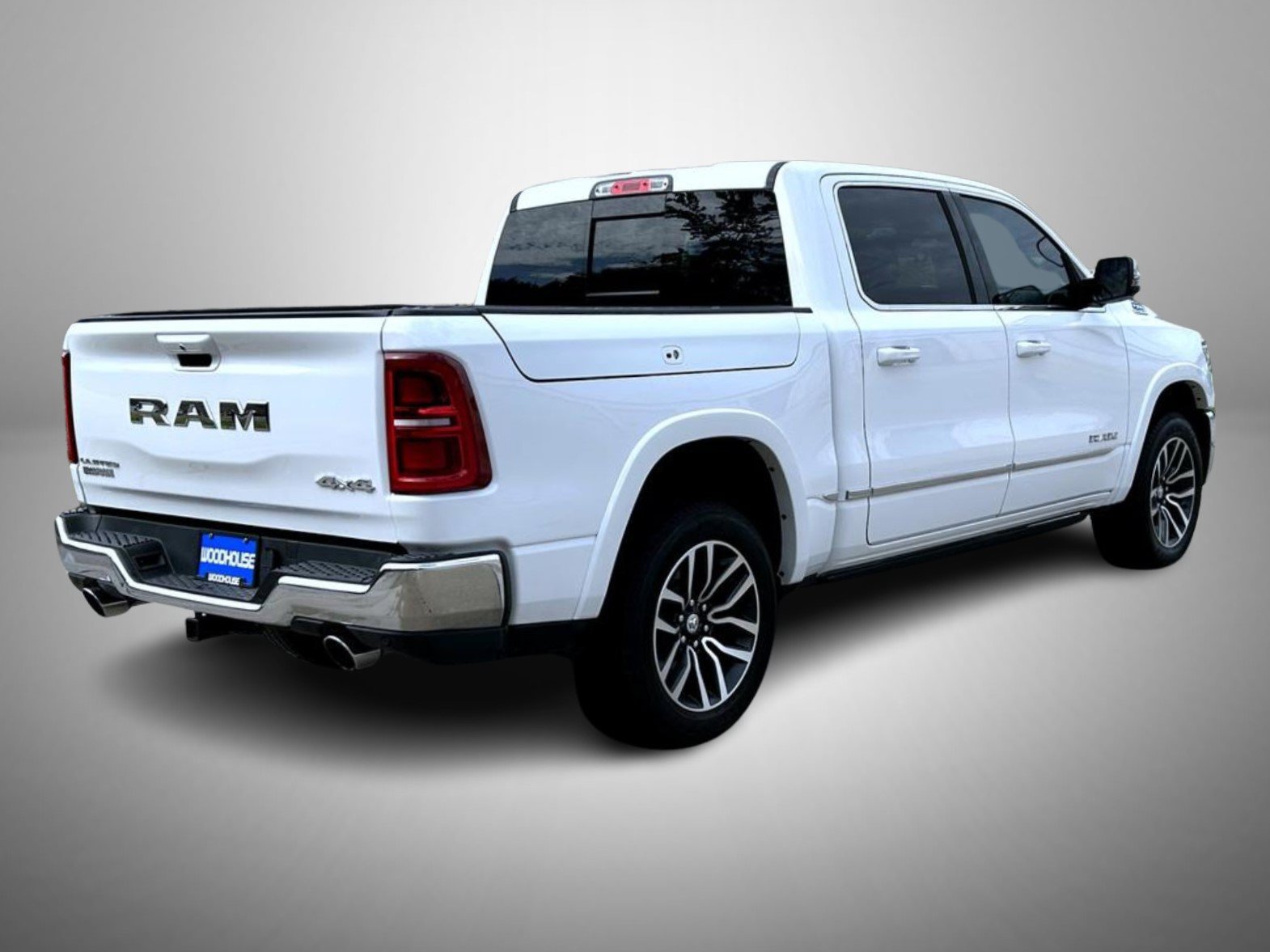 Used 2025 RAM 1500 Limited AWD/4WD image 5