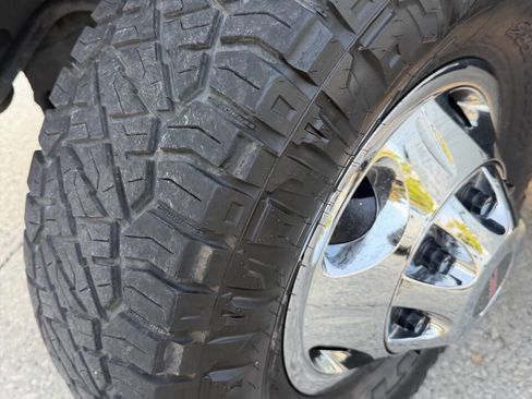 Used 2011 GMC Sierra 3500 SLE AWD/4WD image 14