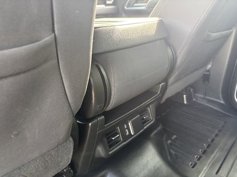 Used 2024 Chevrolet Silverado 3500 LT w/ Convenience Package AWD/4WD image 17