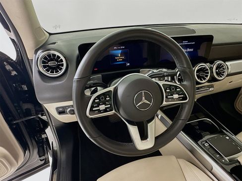 Certified 2023 Mercedes-Benz GLB 250 image 12