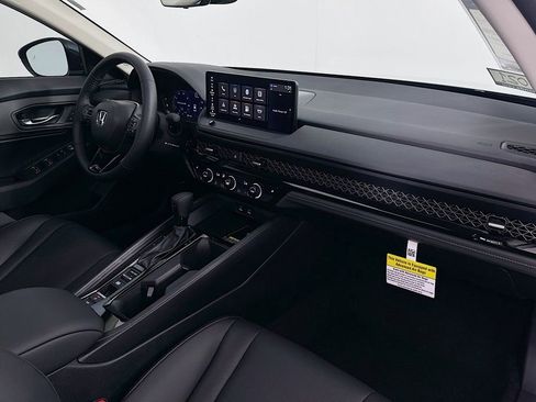 Used 2025 Honda Accord EX-L image 41