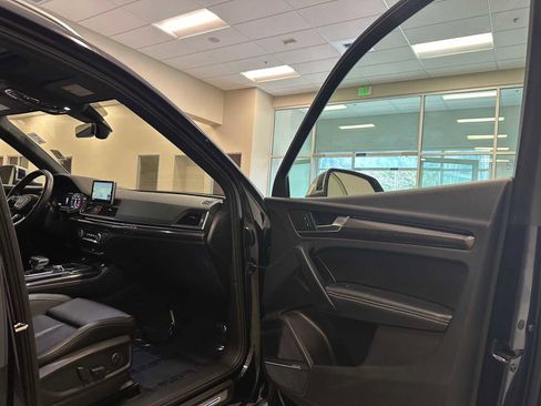 Used 2018 Audi SQ5 Prestige w/ Prestige Package AWD/4WD image 29