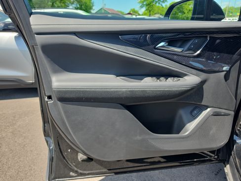 New 2025 Chevrolet Blazer EV LT AWD/4WD image 17